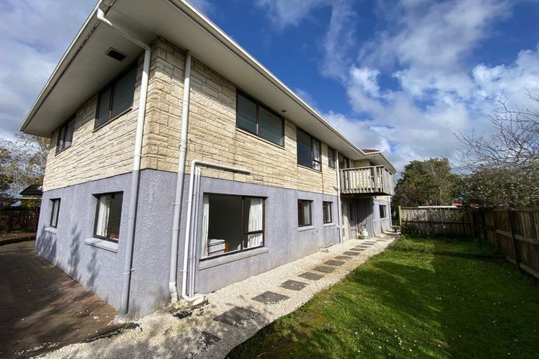 Photo of property in 6 Riesling Place, Henderson, Auckland, 0612