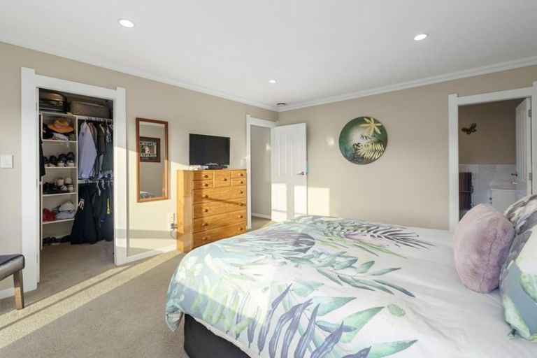 Photo of property in 105 Ferguson Street, West End, Palmerston North, 4412