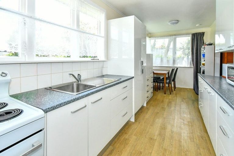 Photo of property in 50 Christmas Road, Manurewa, Auckland, 2102