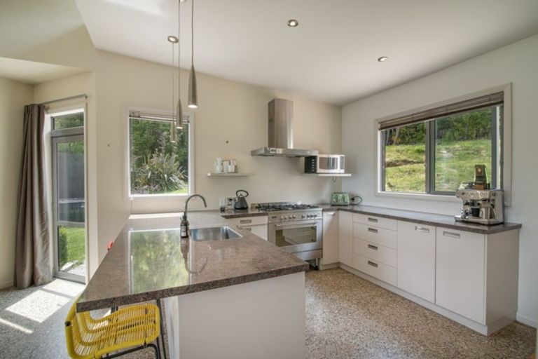 Photo of property in 11 Tall Tree Lane, Mount Creighton, Queenstown, 9371