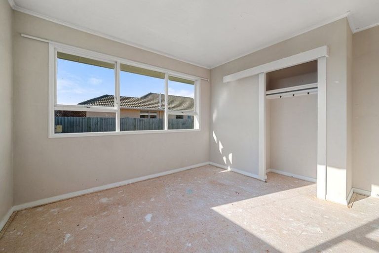 Photo of property in 25 Shetland Street, Woolston, Christchurch, 8062