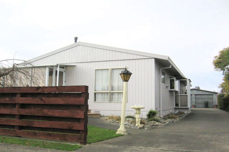 Photo of property in 3 Caroline Drive, Feilding, 4702