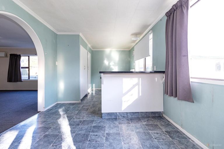 Photo of property in 1 Augustine Street, Waimate, 7924