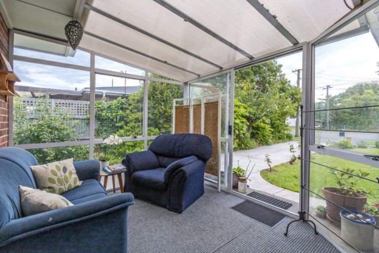 Photo of property in 68 Coopers Road, Dallington, Christchurch, 8061