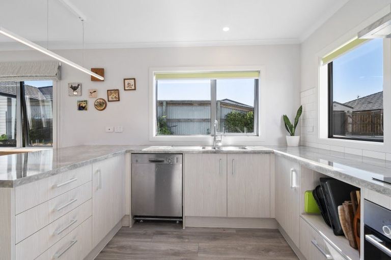 Photo of property in 9 Forbes Road, Foxton Beach, Foxton, 4815