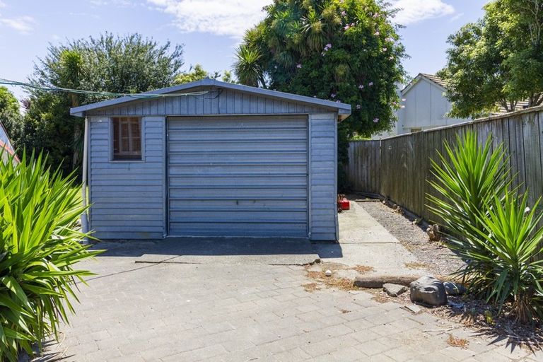 Photo of property in 12 Bright Crescent, Maraenui, Napier, 4110