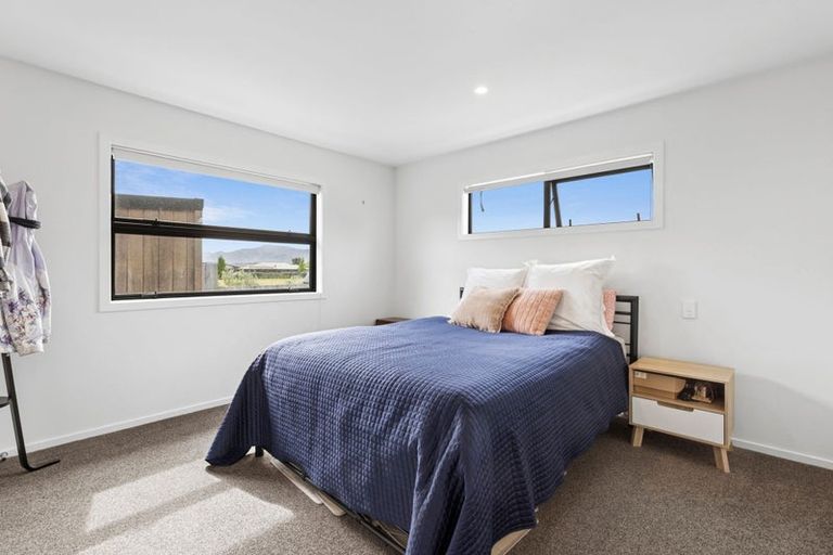 Photo of property in 5 Mallard Street, Albert Town, Wanaka, 9305
