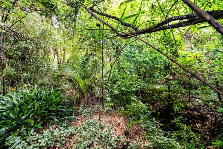 Photo of property in 1 High Road, Hawera, 4610