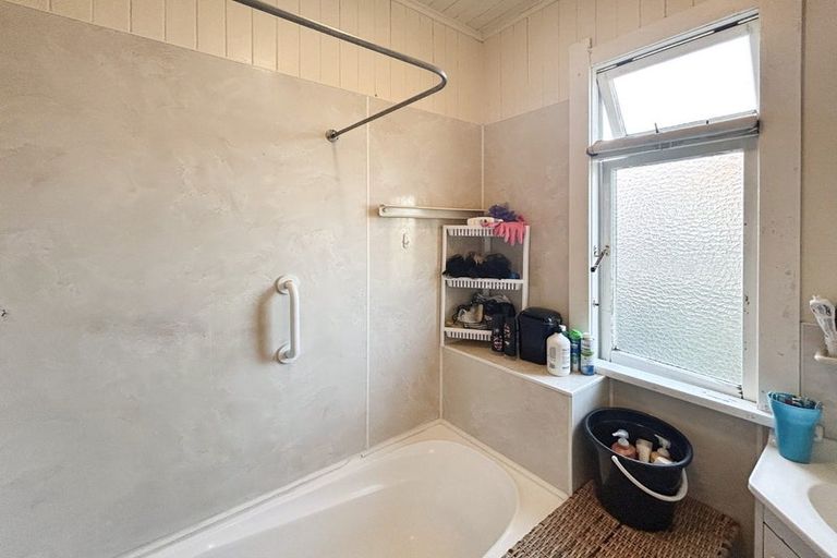 Photo of property in 20 Marshall Avenue, Whanganui East, Whanganui, 4500