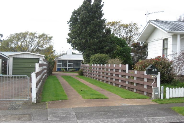 Photo of property in 44a Gardenia Avenue, Bell Block, New Plymouth, 4312