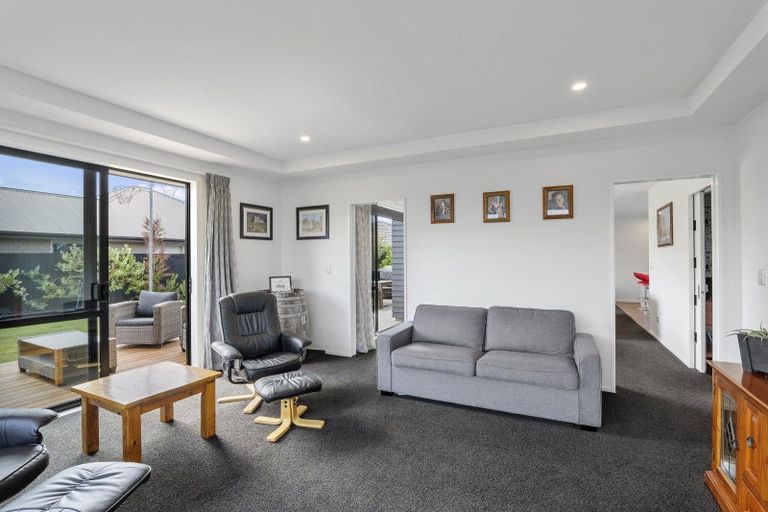 Photo of property in 52 Shadbolt Lane, Rolleston, 7614