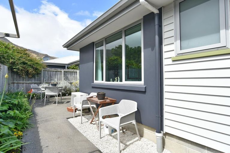 Photo of property in 5/9 Marsden Street, Heathcote Valley, Christchurch, 8022