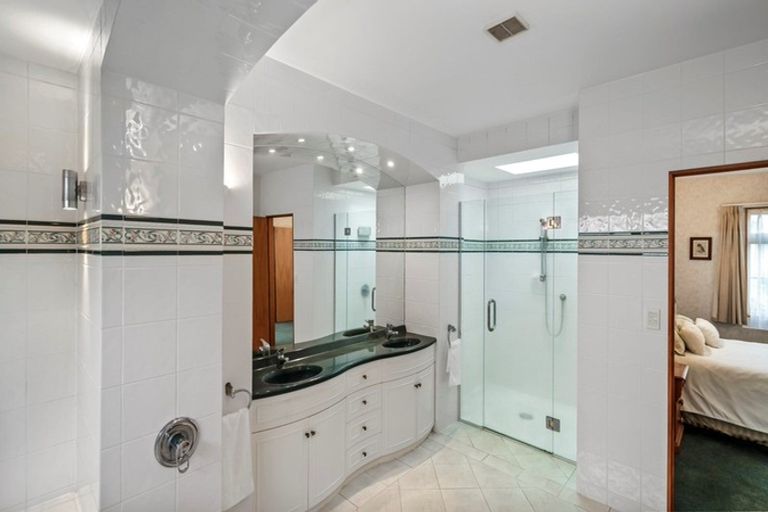 Photo of property in 2 Gordon Road, Mount Maunganui, 3116