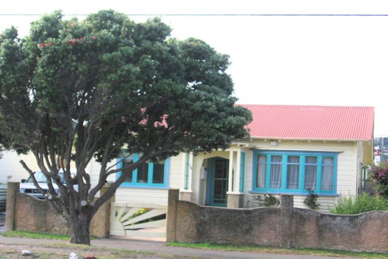 Photo of property in 34 Kauri Street, Miramar, Wellington, 6022