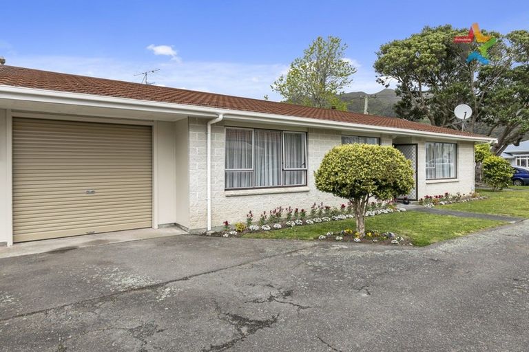 Photo of property in 9a Birdwood Road, Waterloo, Lower Hutt, 5011
