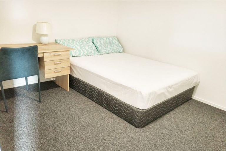 Photo of property in 1/17 Portobello Place, Torbay, Auckland, 0630