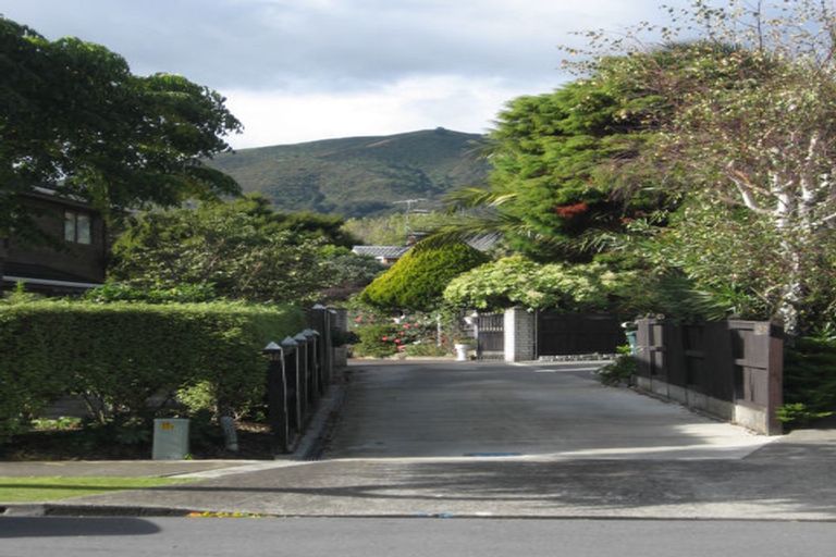 Photo of property in 48 Mcenroe Grove, Naenae, Lower Hutt, 5011