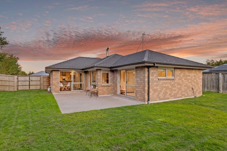Photo of property in 24 Wellington Street, Ashley, Rangiora, 7477