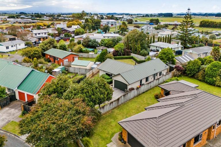 Photo of property in 3 Beech Place, Hawera, 4610