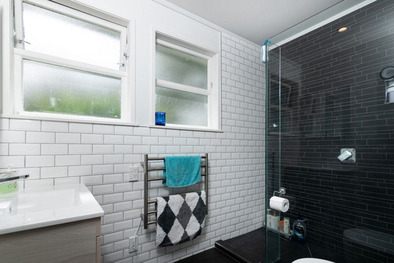 Photo of property in 86 Universal Drive, Henderson, Auckland, 0610