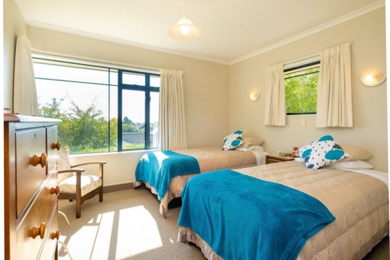 Photo of property in 41 Hetley Crescent, Taradale, Napier, 4112