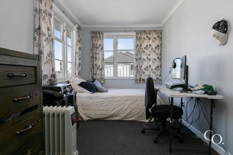 Photo of property in 1005a Hood Street, Mayfair, Hastings, 4122