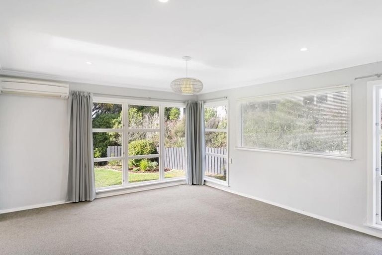 Photo of property in 93 Normandale Road, Normandale, Lower Hutt, 5010