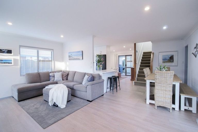 Photo of property in 25b Haven Grove, Papamoa Beach, Papamoa, 3118