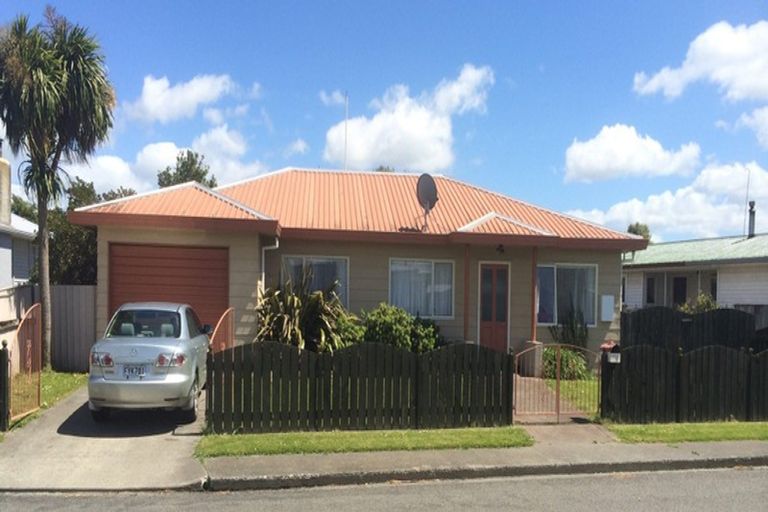 Photo of property in 1 Rimu Place, Taradale, Napier, 4112