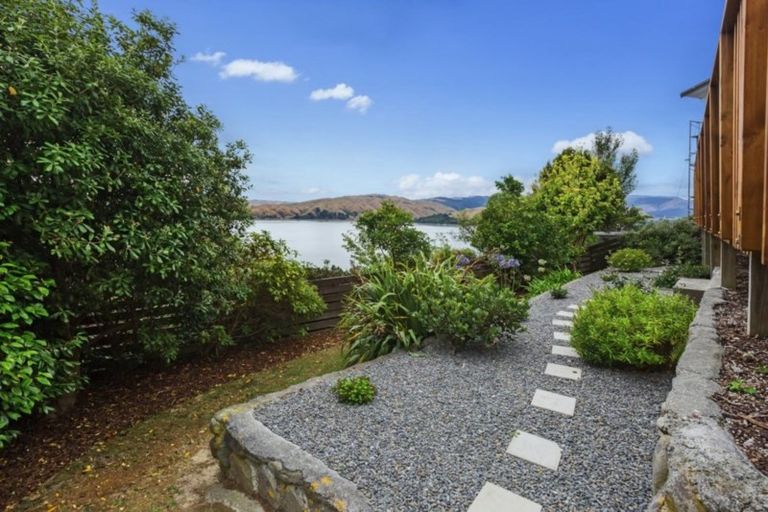 Photo of property in 6 Compass Way, Whitby, Porirua, 5024