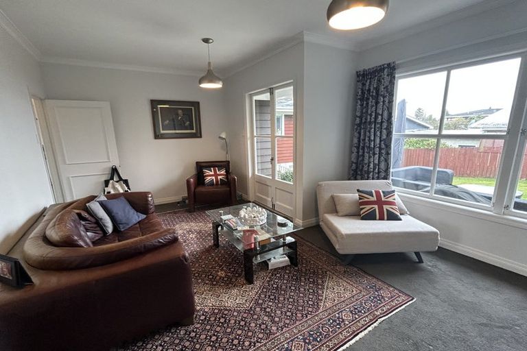 Photo of property in 72b Te Mata Road, Havelock North, 4130