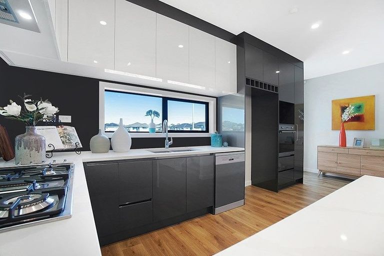 Photo of property in 16 Laquinta Place, Flat Bush, Auckland, 2019