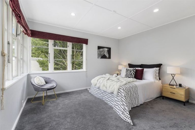 Photo of property in 11 Warwick Street, Wilton, Wellington, 6012