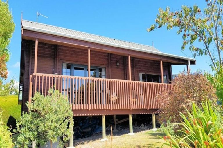 Photo of property in 1 Kura Lane, Diamond Harbour, Lyttelton, 8971