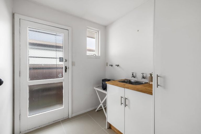 Photo of property in 3 Eglinton Street, Avondale, Christchurch, 8061