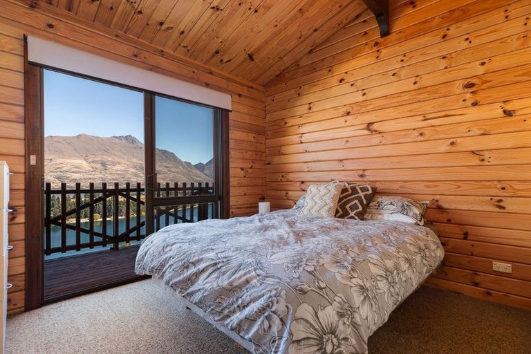 Photo of property in 11 Longwood Place, Queenstown, 9300