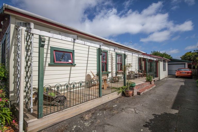 Photo of property in 36 Stewart Crescent, Hokowhitu, Palmerston North, 4410