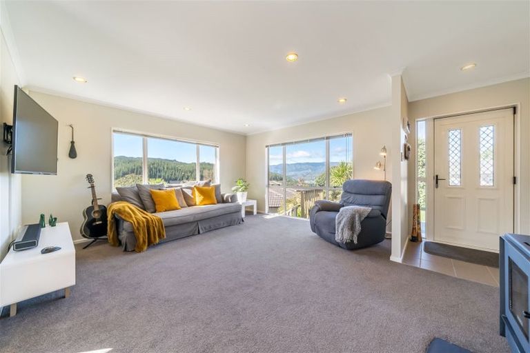Photo of property in 5 Frankie Stevens Place, Riverstone Terraces, Upper Hutt, 5018