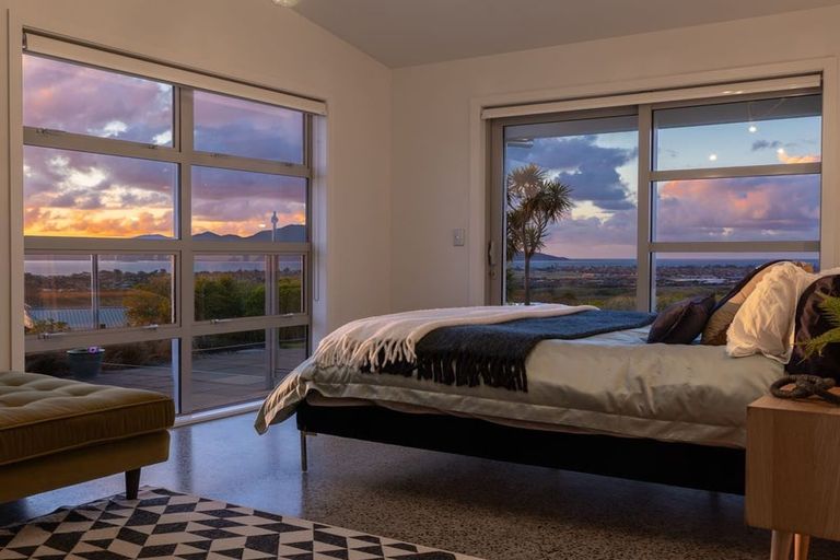 Photo of property in 5 Ocean Vista Lane, Paraparaumu, 5032
