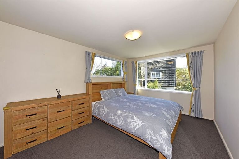 Photo of property in 10 Guinness Crescent, Ilam, Christchurch, 8041