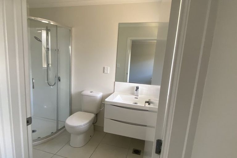 Photo of property in 9 Manawaroa Close, Grandview Heights, Hamilton, 3200