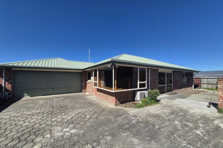 Photo of property in 27a De Havilland Street, Hornby, Christchurch, 8042