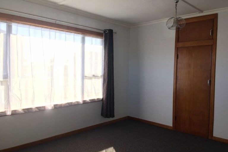 Photo of property in 290 Tay Street, Turnbull Thomson Park, Invercargill, 9810