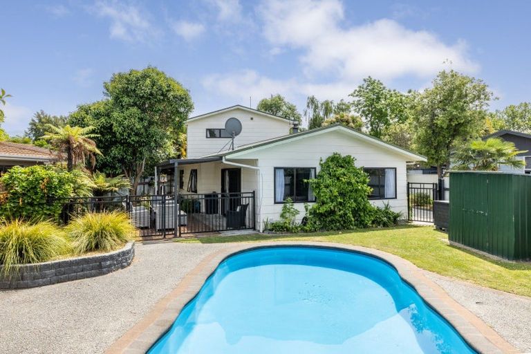 Photo of property in 5 Cormack Place, Greenmeadows, Napier, 4112