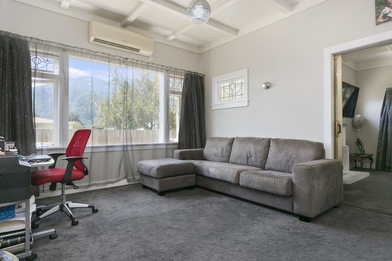 Photo of property in 10 Waihou Road, Te Aroha, 3320