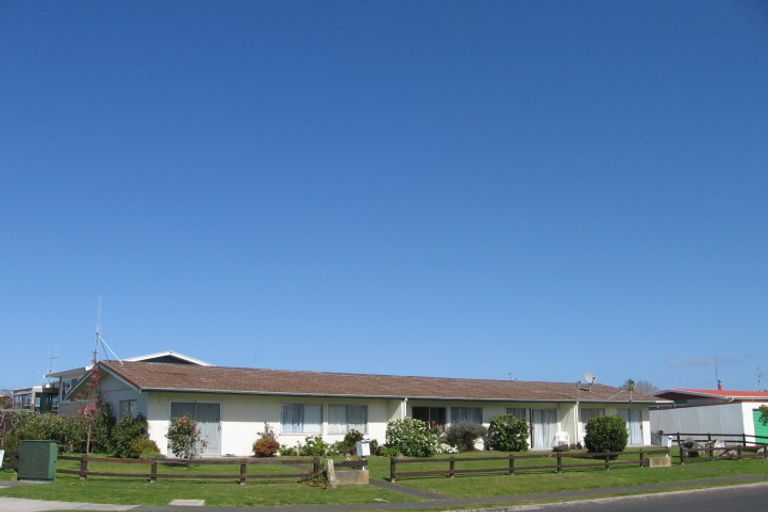 Photo of property in 12 Concord Avenue, Mount Maunganui, 3116