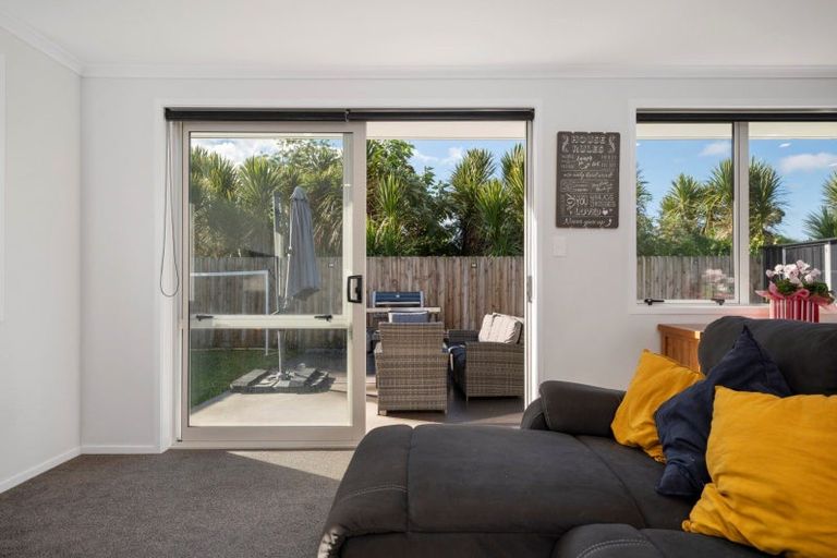 Photo of property in 96 Sentinel Avenue, Omokoroa, 3114