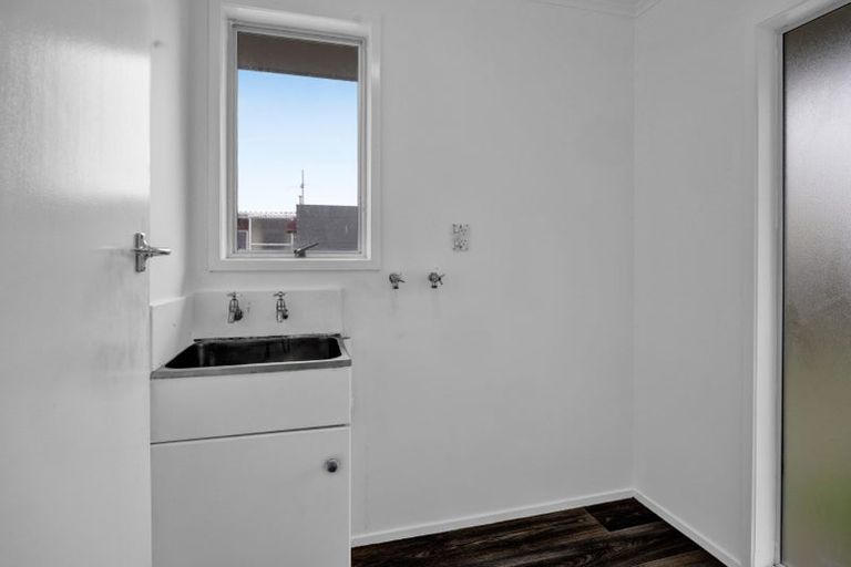 Photo of property in 3 Gardenia Avenue, Bell Block, New Plymouth, 4312