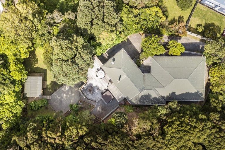 Photo of property in 94 Mana View Road, Paremata, Porirua, 5026