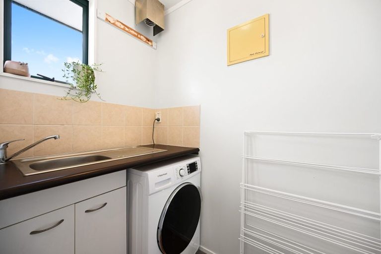 Photo of property in 37 Shelley Jane Place, Dinsdale, Hamilton, 3204